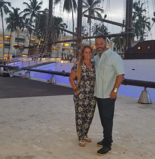 #anotherhappyhoneymoonsclient