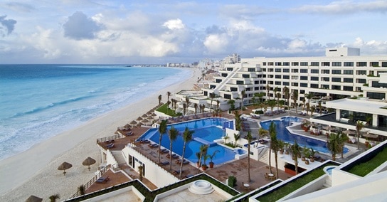 Grand Oasis Palm