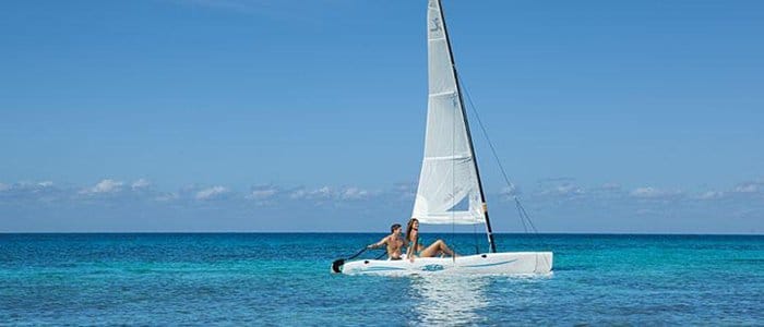 Go sailing in Cozumel on your honeymoon