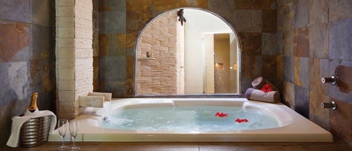El Dorado Casitas Royale includes luxurious suites with indoor Jacuzzi for two