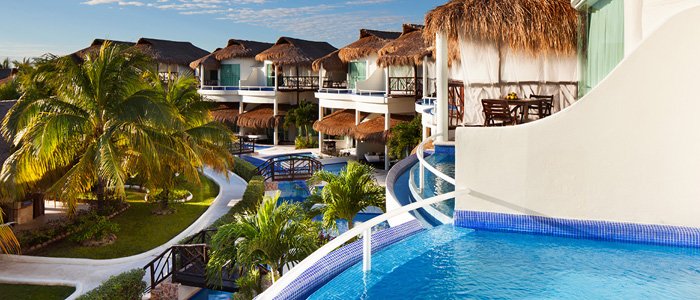 El Dorado Casitas Royale includes stunning caribbean views of blue waters