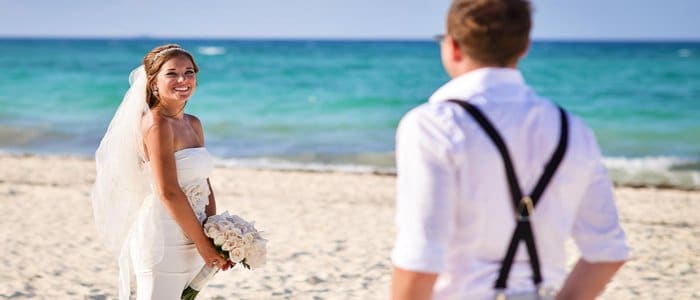 Moon Palace Cancun includes affordable wedding packages