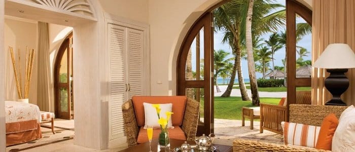 Beachfront junior suite