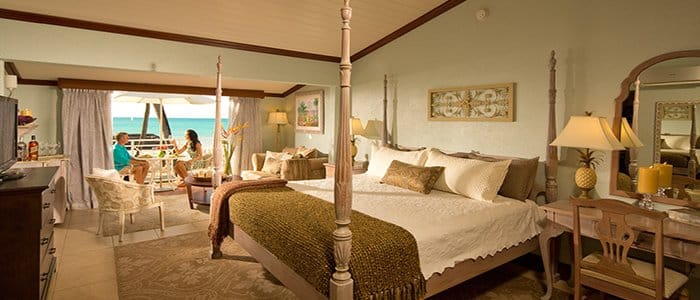 Sandals Grande Antigua includes beachfront suites Sandals Grande Antigua includes beachfront suites