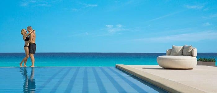 Secrets the Vine includes infinity pools and ocean views