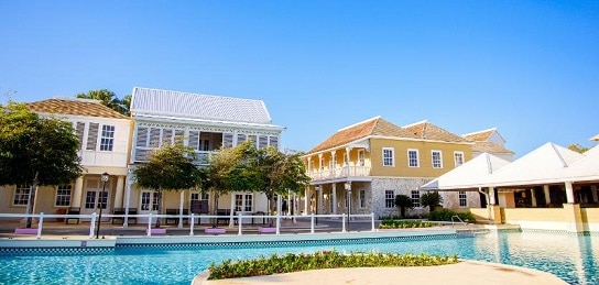 Melia Pool