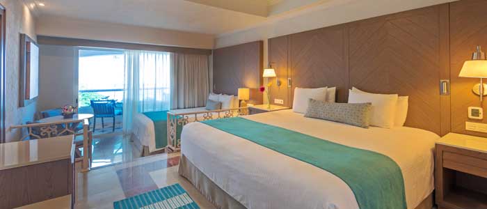 Standard room at Panama Jack Cancun Standard room at Panama Jack Cancun