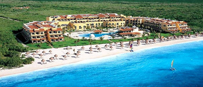 Secrets Capri Riviera Cancun | Honeymoons, Inc.