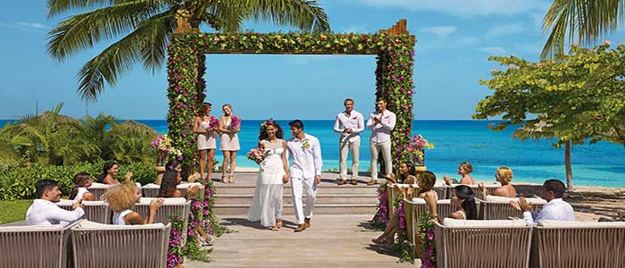 Book your destination wedding at Breathless