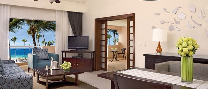 Preferred Club Honeymoon Suite Jacuzzi with Ocean views