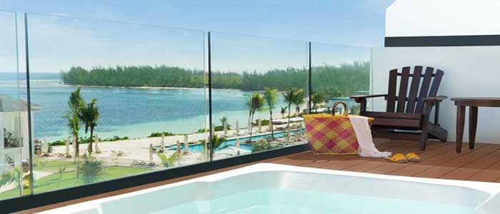 Excellence Club Rooftop Terrace with plunge pool and oceanfront views