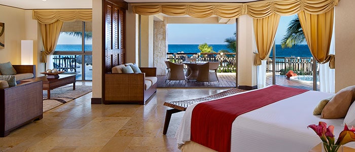 Preferred Club Ocean Front Governor Suite