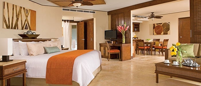 Preferred Club oceanfront master suite Preferred Club oceanfront master suite
