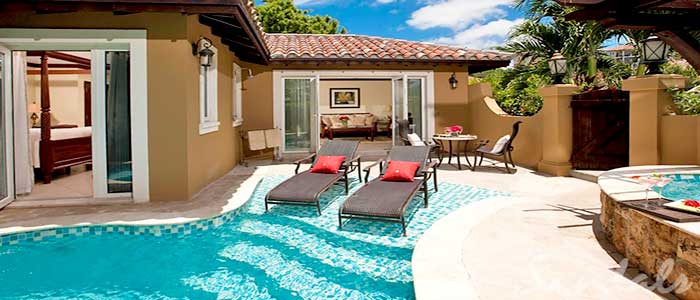 Book your ultimate Luxury getaway today!! Book your ultimate Luxury getaway today!!