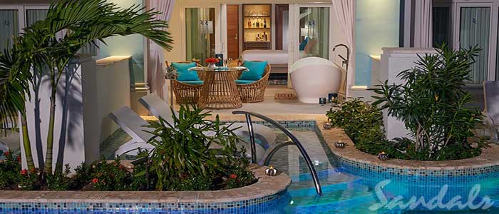 Crystal Lagoon Swim-up Club Level Luxury Room w/ Patio Tranquility Soaking Tub - SLX