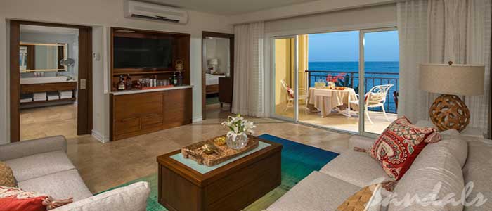 Italian Beachfront One Bedroom Butler Suite - IB1