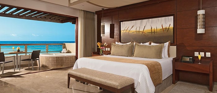 Preferred Club Master Suite Ocean Front 