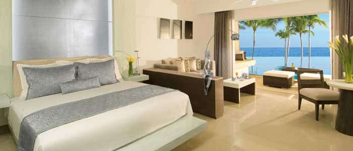 Preferred Club Junior Suite Swim Up Oceanfront Preferred Club Junior Suite Swim Up Oceanfront