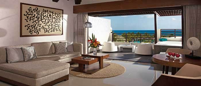 Preferred Club Rooftop Jacuzzi Suite Preferred Club Rooftop Jacuzzi Suite