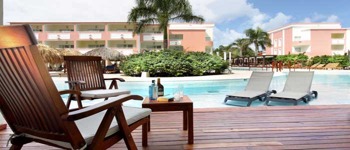 Swim up suites and TRS Turquesa