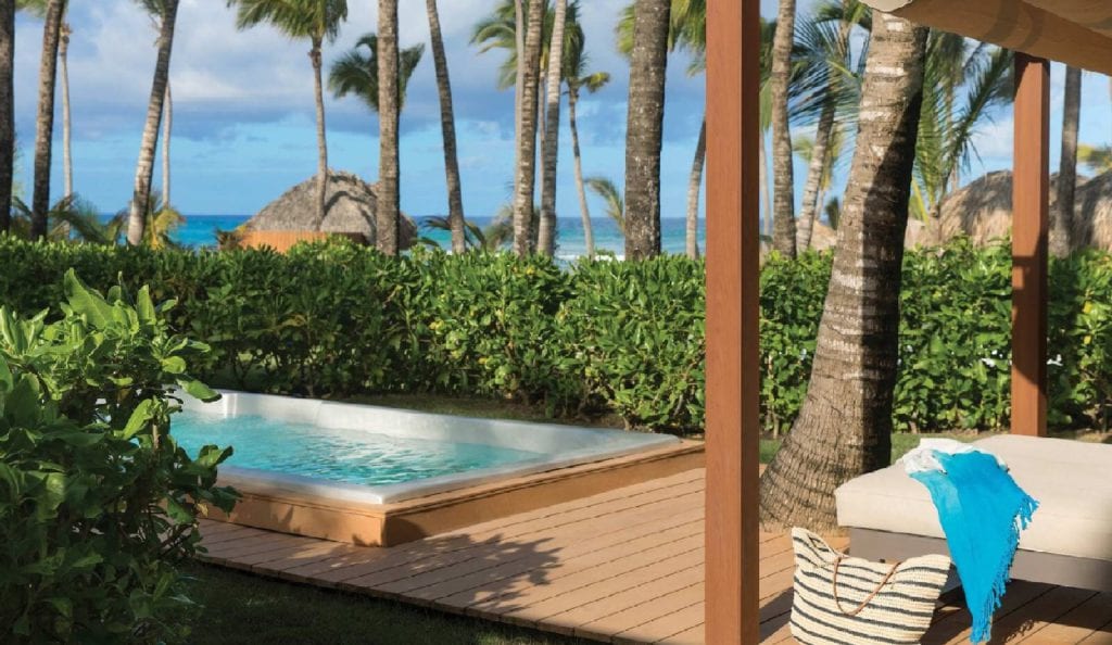 excellencepuntacanajuniorsuiteplungepool Honeymoons Inc