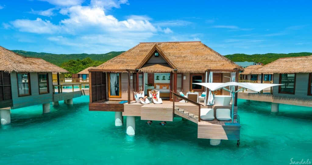 Top 12 Jamaica Honeymoon Suites - Honeymoons, Inc.