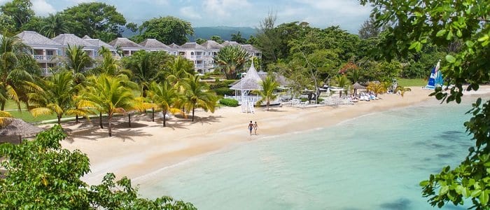 couples sans souci beach