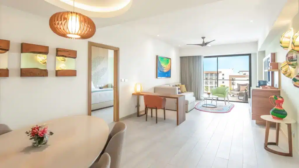 Hyatt-Ziva-Cap-Cana-Club-One-Bedroom-Master-Suite-Living-Room-1024×576