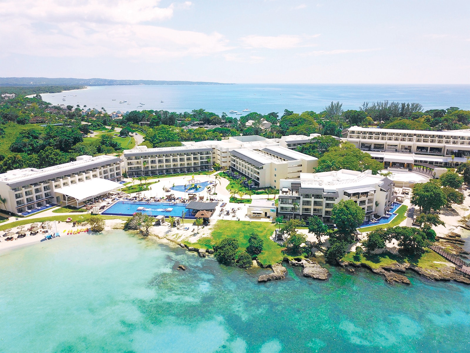 royalton_negril_aerial Royalton Negril Family Reunion Tabor