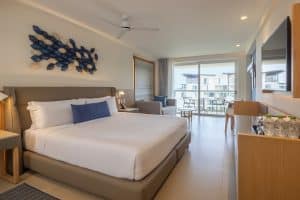 royalton-splash-riviera-cancun-luxury-junior-suite