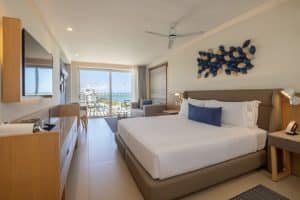 royalton-splash-riviera-cancun-luxury-junior-suite-ocean-view