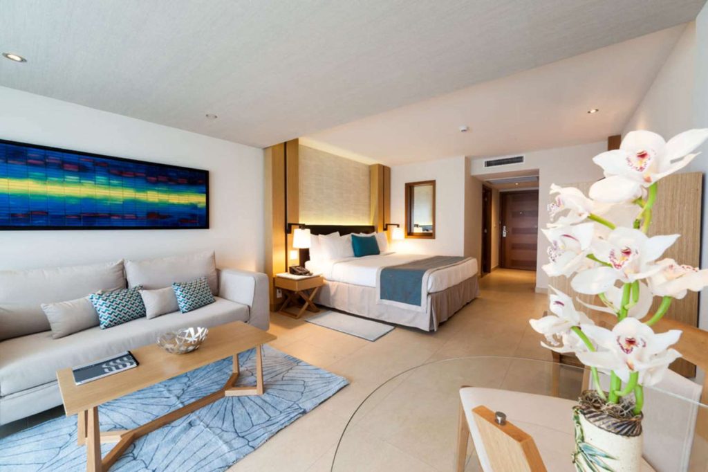 Sonesta OP – jr suite king