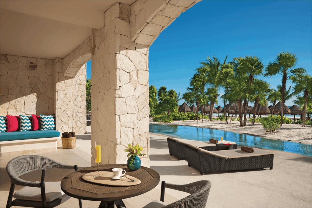 Secrets Maroma Presidential Swim Out
