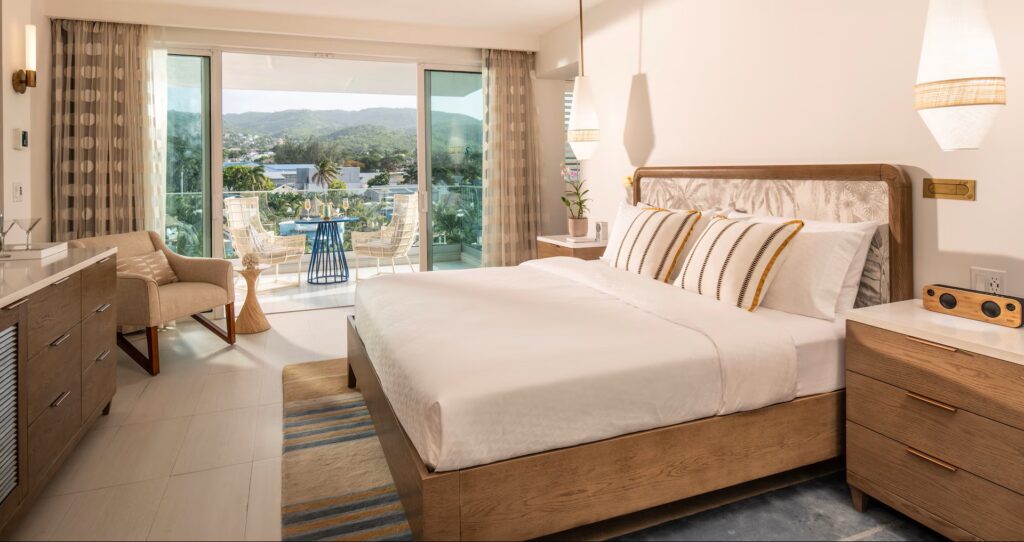 sandals-dunns-river-tlit-travertine luxury room sandals-dunns-river-tlit-travertine-luxury-room