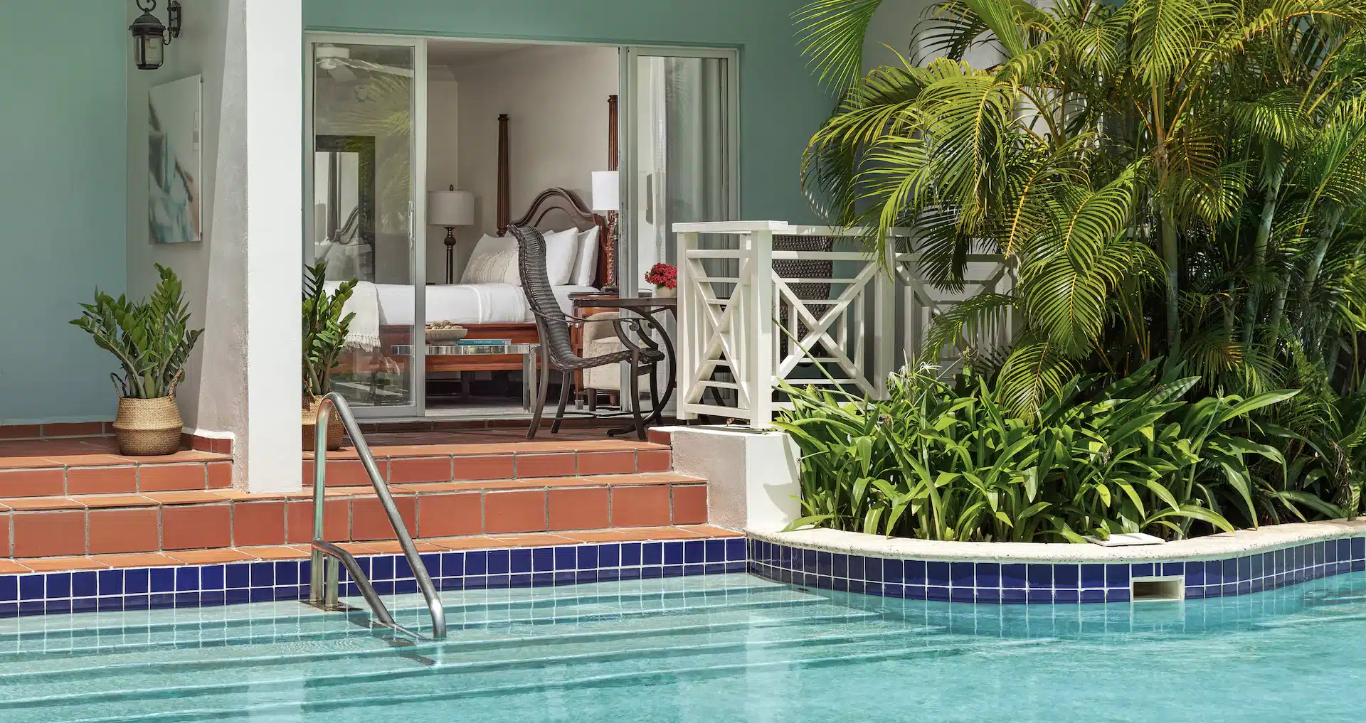 sandals grande st lucian Swim Up Lover's Lagoon Honeymoon Club Level